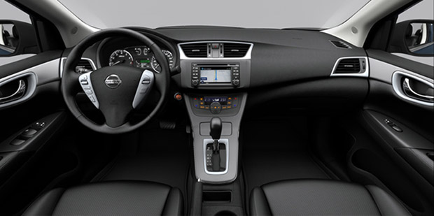 Interior do Nissan Sentra 2014