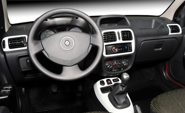 Interior do Clio 2013