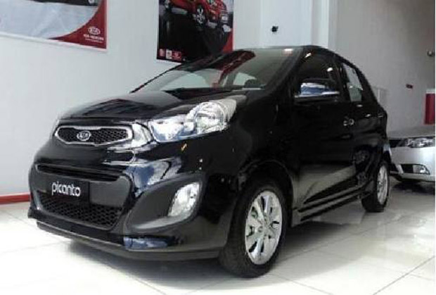 Kia Picanto 2013 Preto - Usado