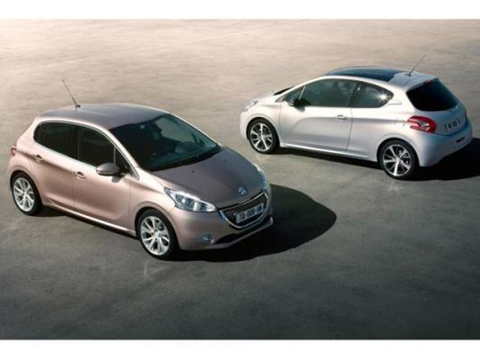 Peugeot Cinza e Prata 208